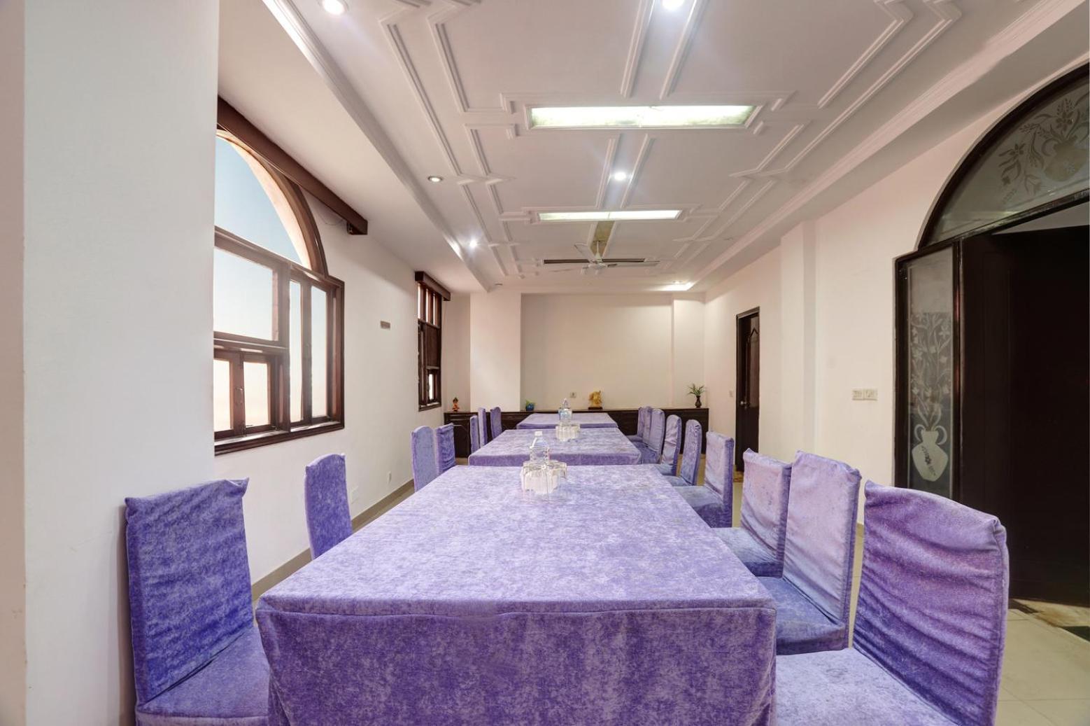 Hotel Delhi Darbar Bagian luar foto