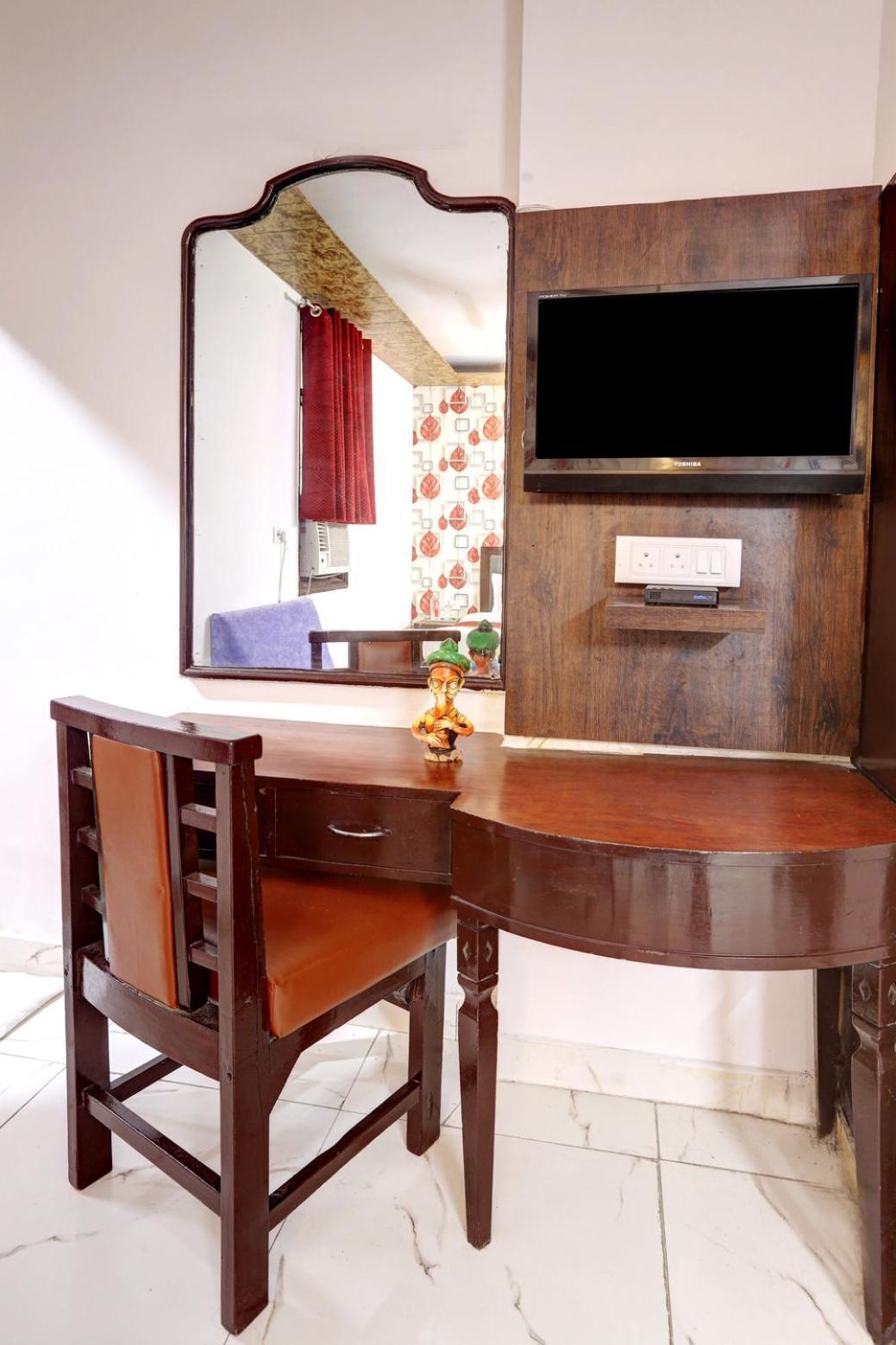 Hotel Delhi Darbar Bagian luar foto