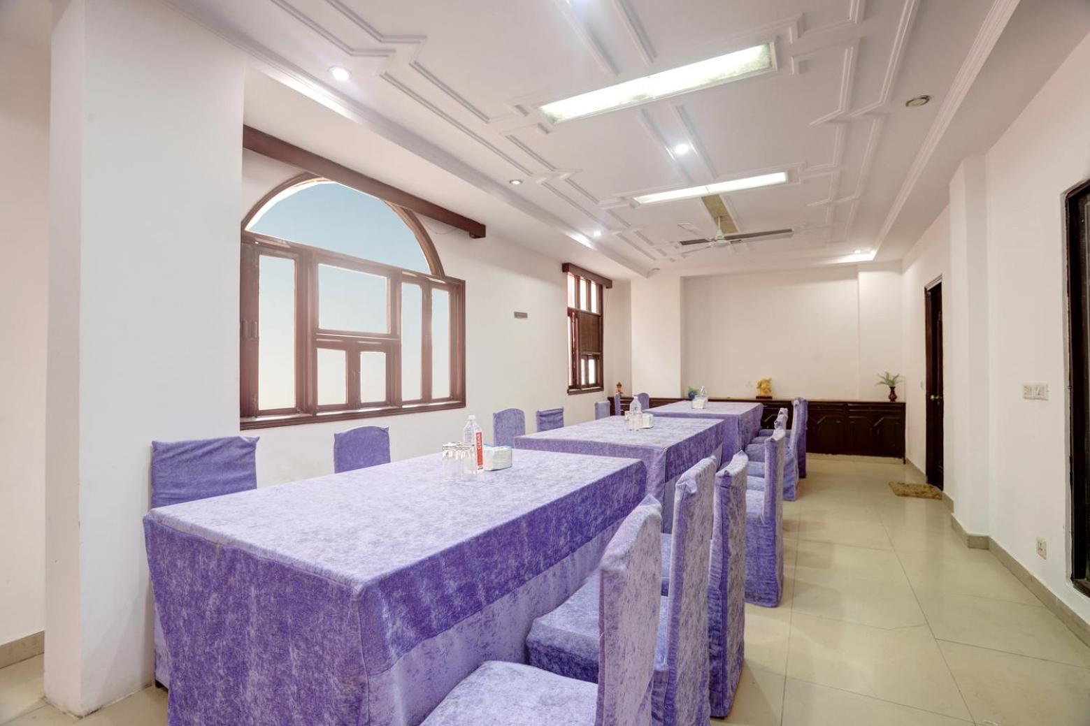 Hotel Delhi Darbar Bagian luar foto