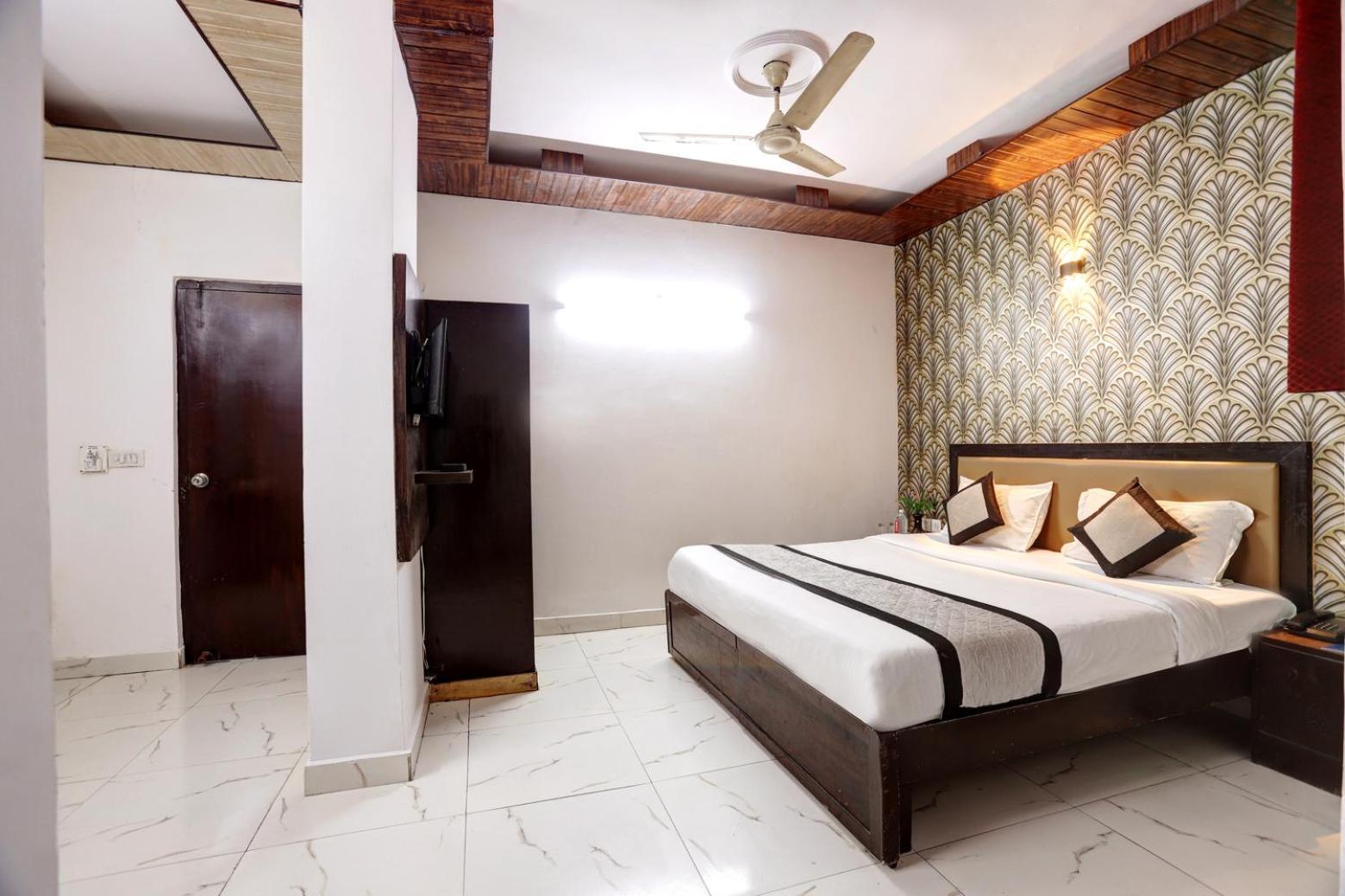 Hotel Delhi Darbar Bagian luar foto