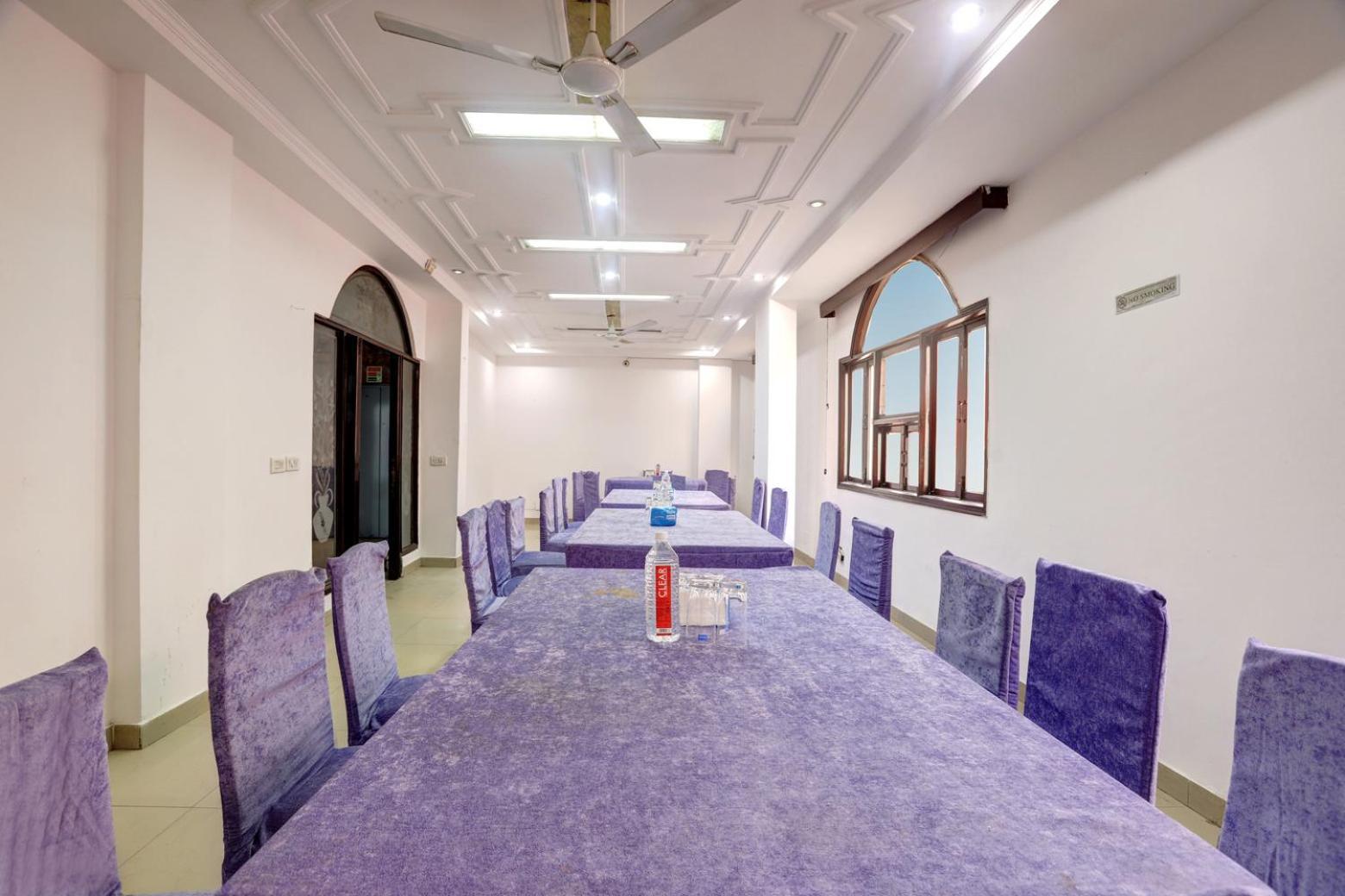 Hotel Delhi Darbar Bagian luar foto
