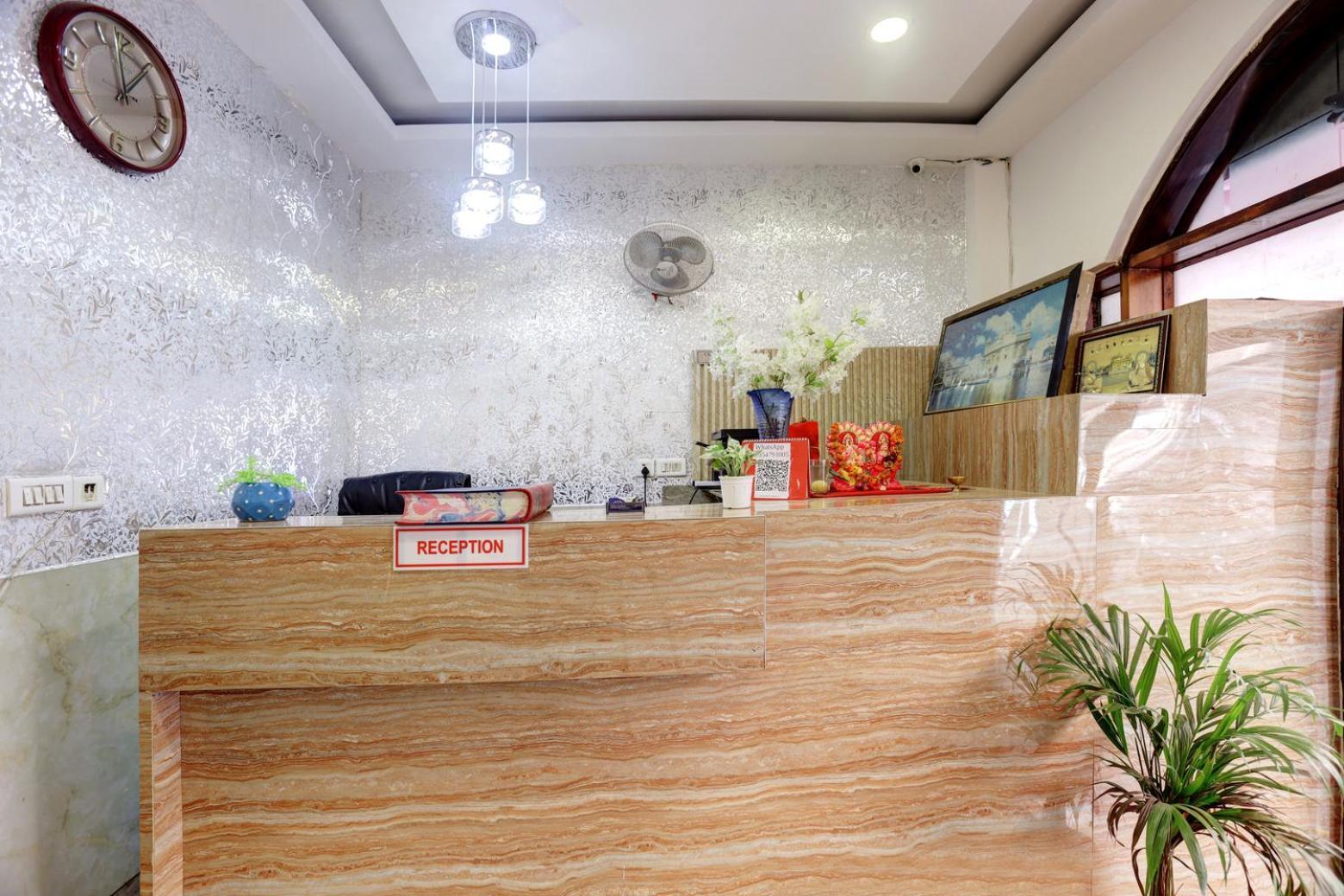 Hotel Delhi Darbar Bagian luar foto